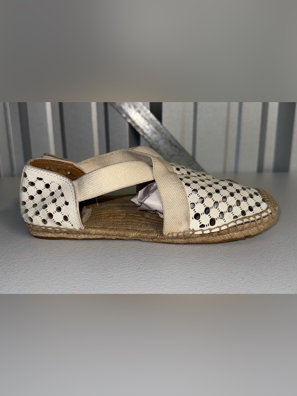 Tory Burch Espadrille Crisscross Leather Flats Size 9